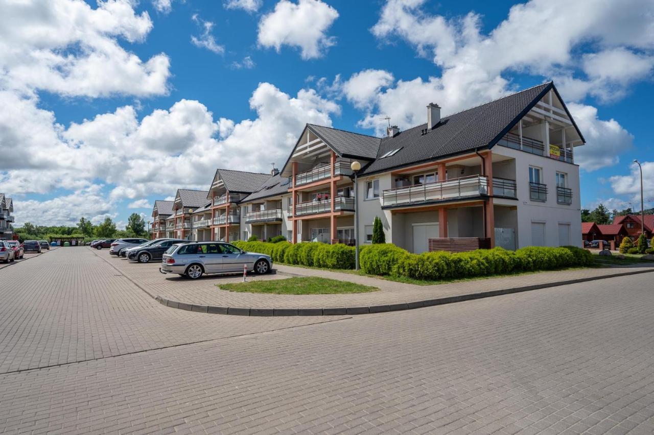 Apartament Holiday ダルウフコ エクステリア 写真