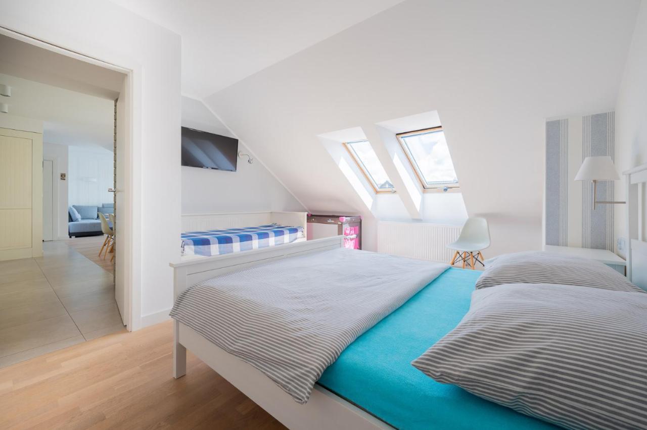 Apartament Holiday ダルウフコ エクステリア 写真